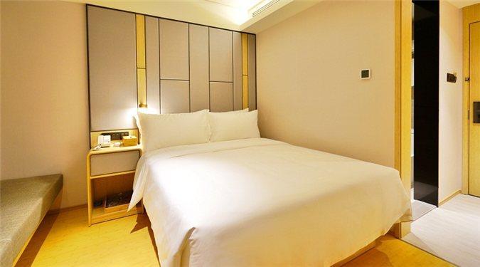 Ji Hotel Ningbo Beilun Intime City Exteriör bild